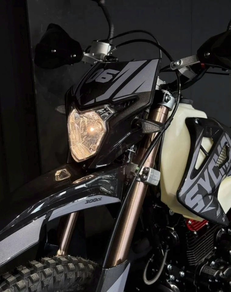 Эндуро мотоцикл SYCMCC 300 06 — мощь и комфорт для бездорожья